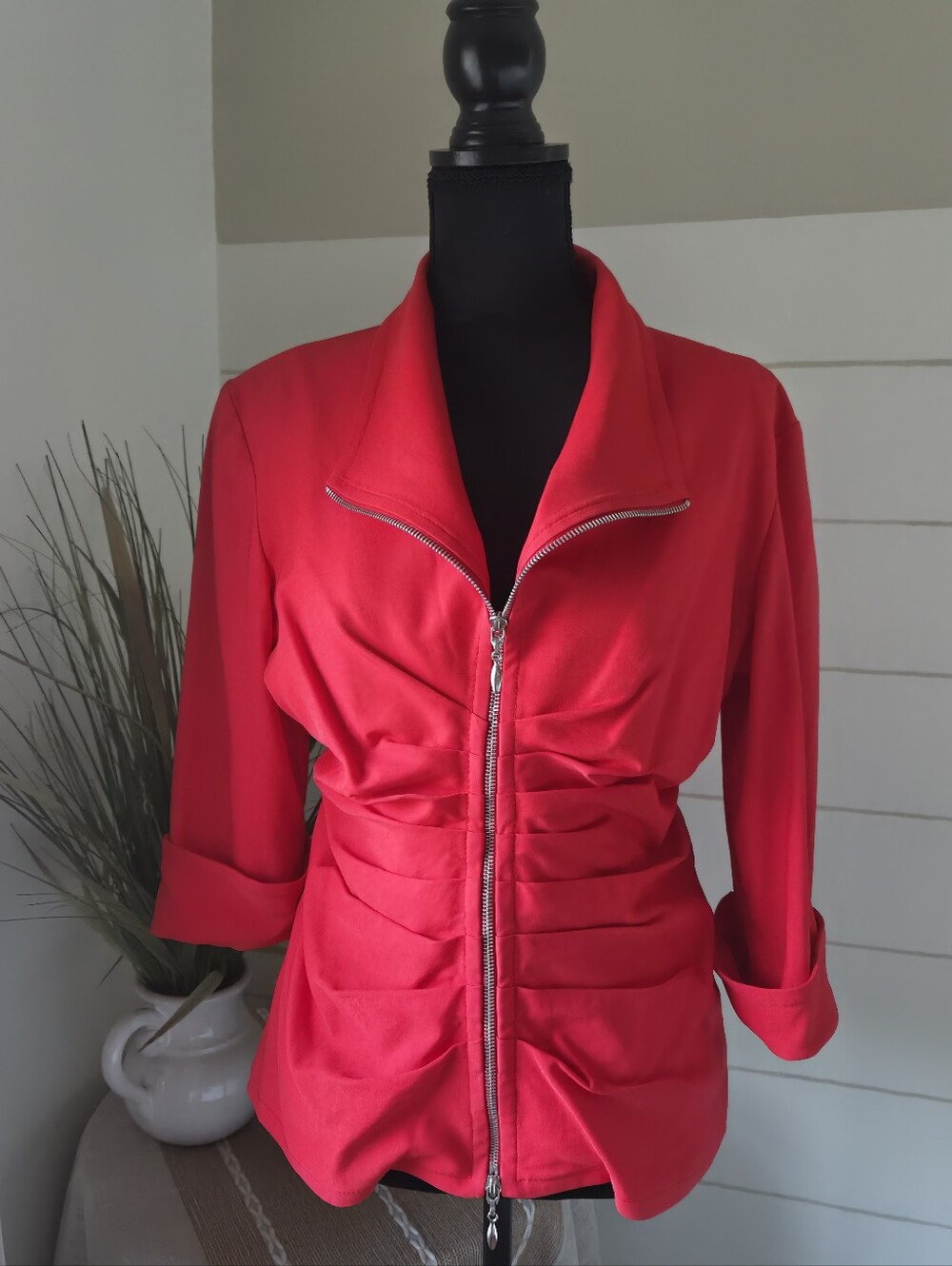 Joseph Ribkoff Red Luxe Ruched Zip Front Resort Cruise Shacket Jacket Size 14
